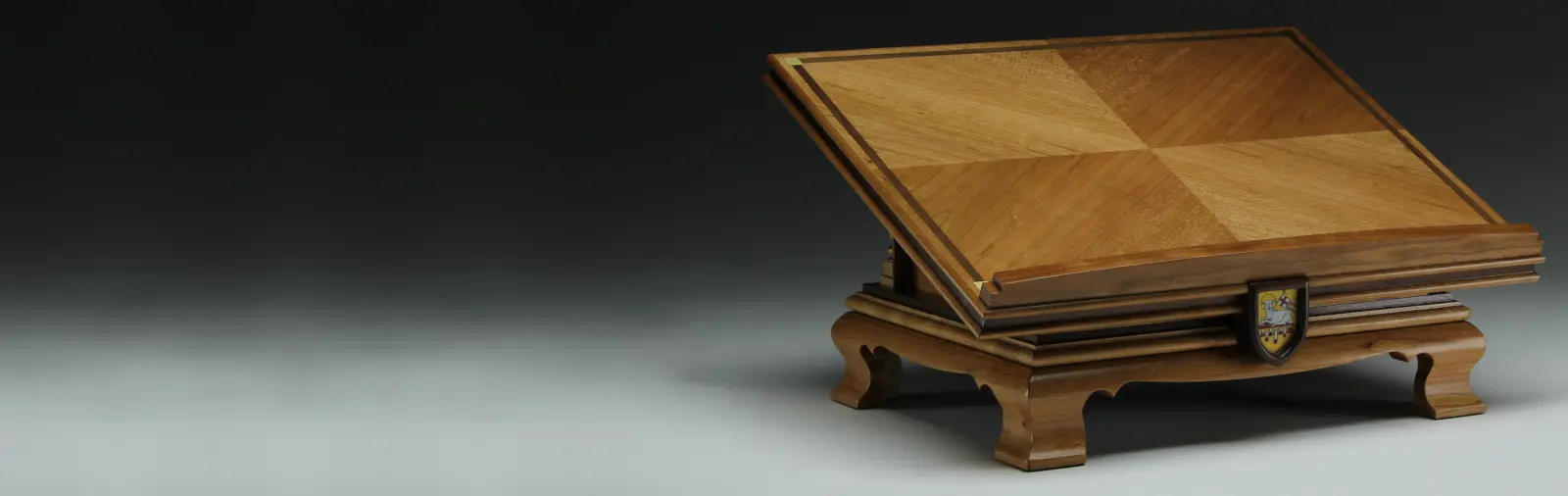 missal stand made by Altare Design